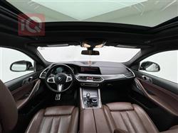 بی ئێم دەبڵیو X6